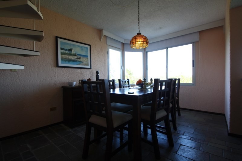 Pent house en venta sobre Playa Mansa con magníficas vistas !!